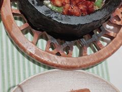 -桂满陇·手作小笼包&江南叫花鸡(中山公园店)