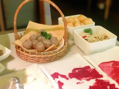 -左庭右院鲜牛肉火锅(浦江欢乐颂店)