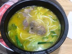 -妈妈故事米线(市府恒隆店)