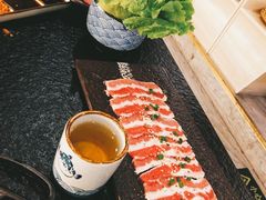 -炙忧烤肉屋(中国铁建广场店)