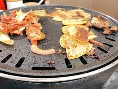 -燚店·铁板鱼蛙·烤肉·烤串(北新桥店)