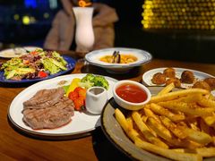 -MARU玛露音乐餐厅(前滩世贸店)
