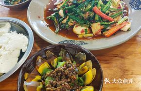 Stir-fried Eel and Tripe