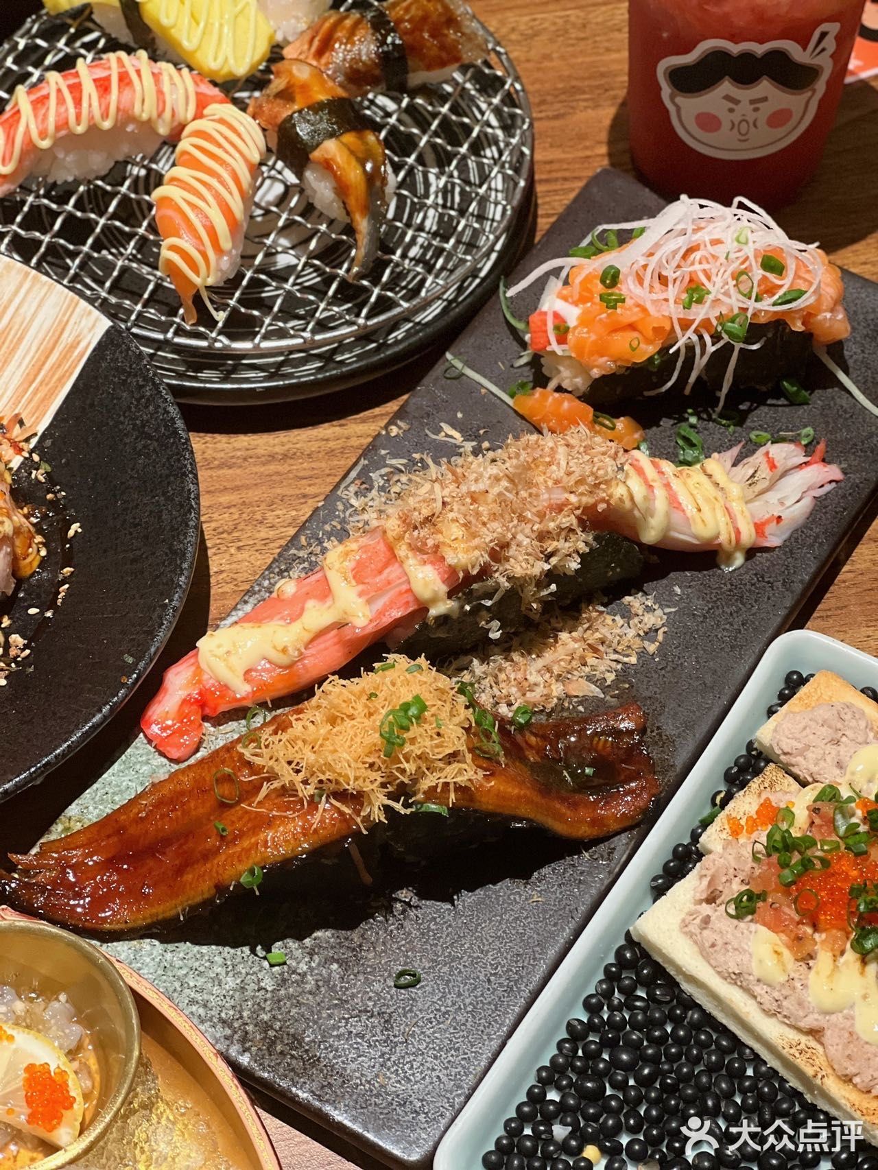 汕头探店｜来汕头就想吃这一碗熔岩三文鱼饭🍣