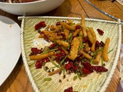 -黄泥岗·地道湖北菜(奥特莱斯店)