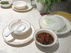 -三人行骨头王火锅(长寿店)