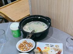 -官塘陈记鱼生·潮汕砂锅粥·牛肉火锅(潮枫路总店)