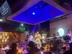 -洛缦音乐餐厅(工业展览馆万象城店)