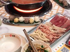 -由衷贵州酸汤牛肉火锅(新桥店)