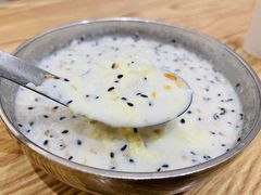 -白翔甜食店