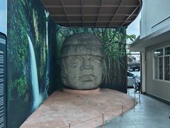 -胡志明市美术馆