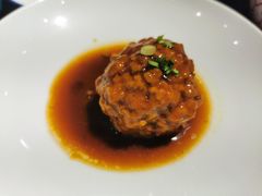 鸭黄狮子头-梅飞酒家(桑园路店)