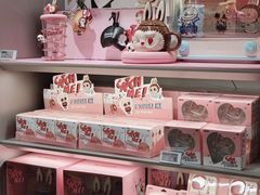-泡泡玛特POPMART(西单大悦城店)