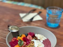 季节水果奇亚籽碗-O'mills Sourdough Bakery&Bistro(永嘉路店)