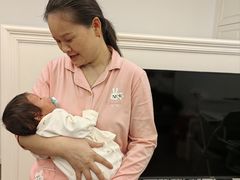 -爱贝尔高端月嫂(母婴护理)