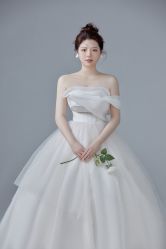 点击看大图 -至臻微拉婚纱摄影