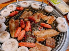 -草家酱蟹炭火烤肉店(珲春南路一店)