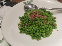 -新白鹿餐厅(滨江银泰店)