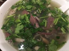 -清真吴记门钉肉饼·喜多利