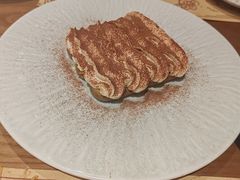 -Mark&Mars Restaurant