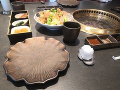 -铭牛烧肉·和牛海鲜自助(高新月牙湖店)