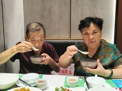 -鑫小城故事·藕汤·家常菜(台北一路总店)