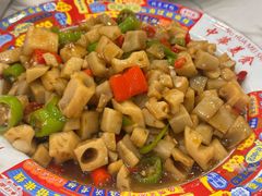 -江城燕子大排档(江汉路步行街店)