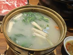 -慢丽江·云南野生菌土鸡锅(西山店)
