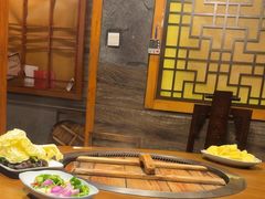 -万里闯关东铁锅炖菜馆(高新旗舰店)