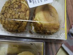 -鲍师傅糕点(大沽南路店)