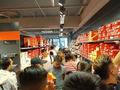 -NIKE上海青浦优选体验店