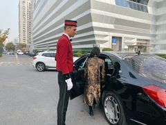 -艺仓美术馆