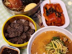 -服务大楼冷面(延大店)