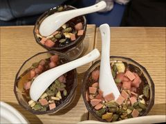 -渝信川菜 · 川味家常菜(财富购物中心店)