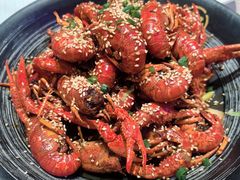 -肥肥虾庄·金牌油焖大虾(首义路店)