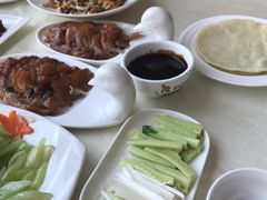 -大鸭梨烤鸭店(金顶街店)