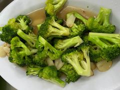 -明记烧鱼美味店