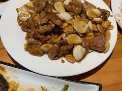 蒜爆羊肉-雅仕聚酒馆