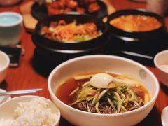 -军硕烤肉·部队火锅(二七万达店)
