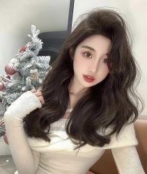 -妃格美发沙龙·烫发·染发