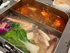 -左庭右院鲜牛肉火锅黑金店(陆家嘴中心店)