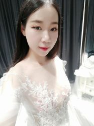 -艾米丽婚纱礼服