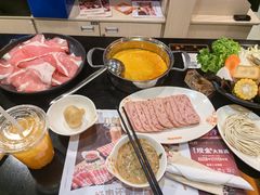 -呷哺呷哺(世贸.工三店)