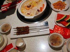 -三人行骨头王火锅(长寿店)