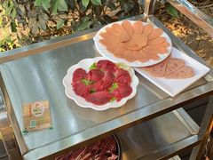 -二荆条·蜀鲜汇城市森林火锅