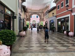 -佛罗伦萨小镇广佛名品奥特莱斯(疏港路店)