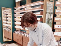 -LensCrafters亮视点(东方新天地店)