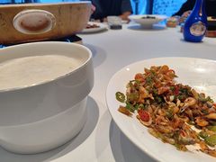 -香山湖渔家大院