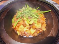 -山河屯铁锅炖·非遗东北菜(南山店)