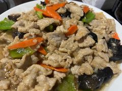 -金卯白肉罩火烧
